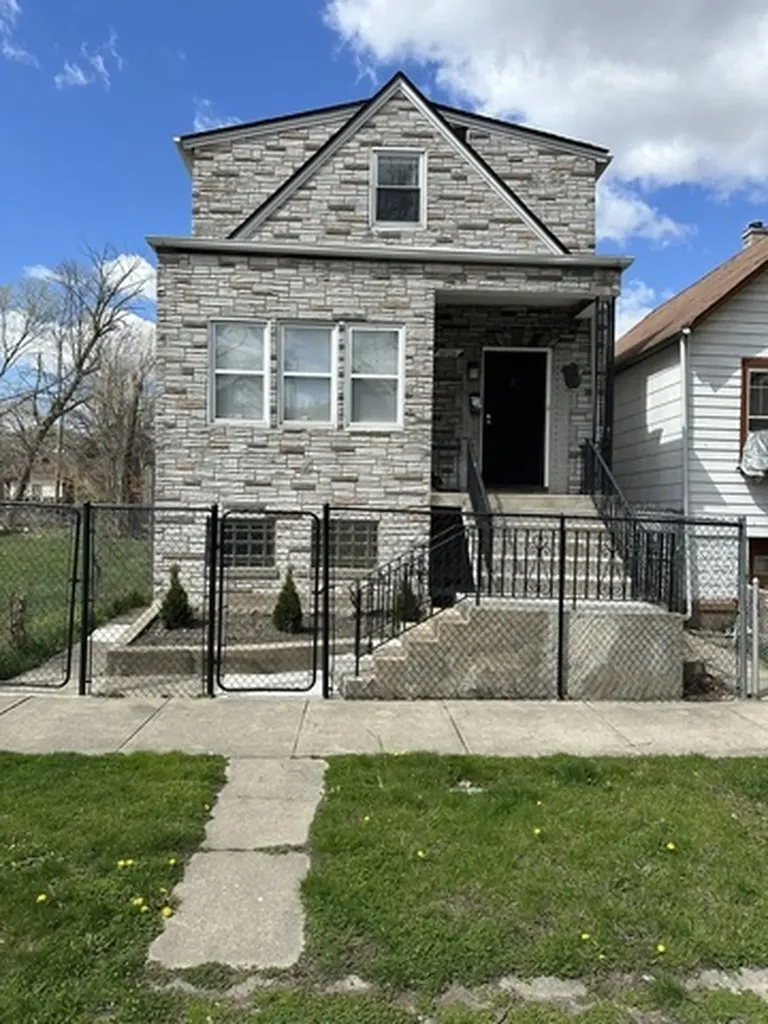 6924 South Aberdeen Street Chicago IL 60621