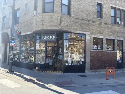 2958 North Clark Street Chicago IL 60657