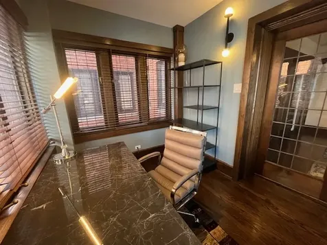 1372 East 57th Street Chicago IL 60637