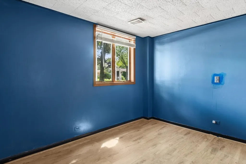 6702 Pershing Court Woodridge IL 60517