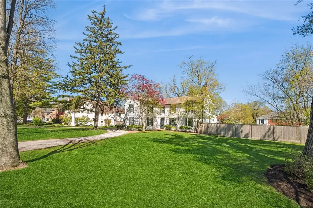 211 Church Road Winnetka IL 60093