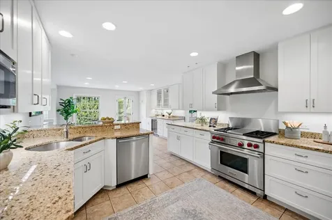 211 Church Road Winnetka IL 60093