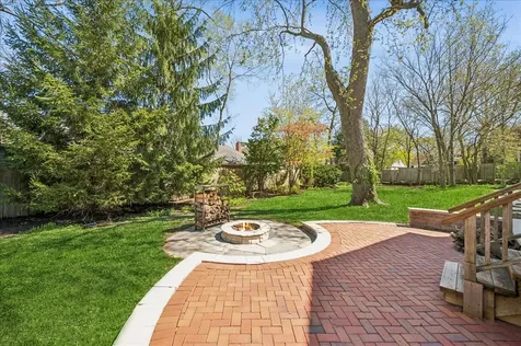 211 Church Road Winnetka IL 60093