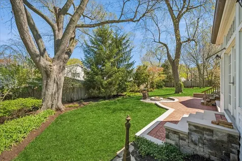 211 Church Road Winnetka IL 60093