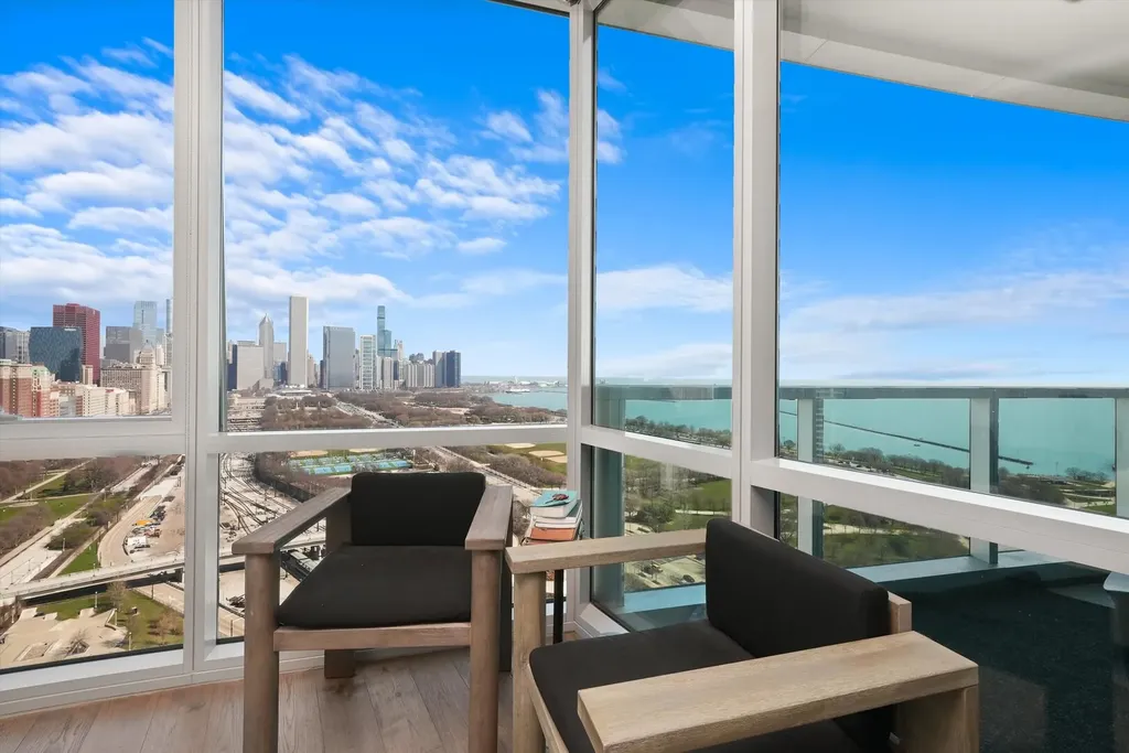 1201 South Prairie Avenue Chicago IL 60605