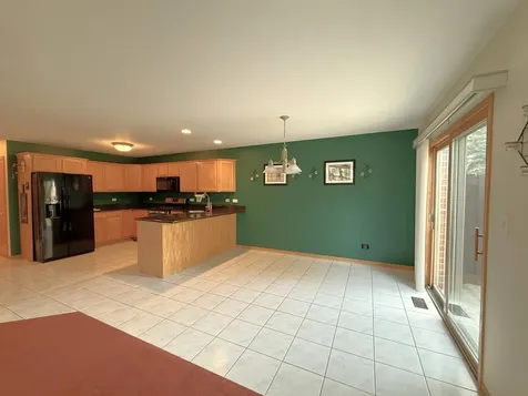 9400 Caledonia Drive Tinley Park IL 60487