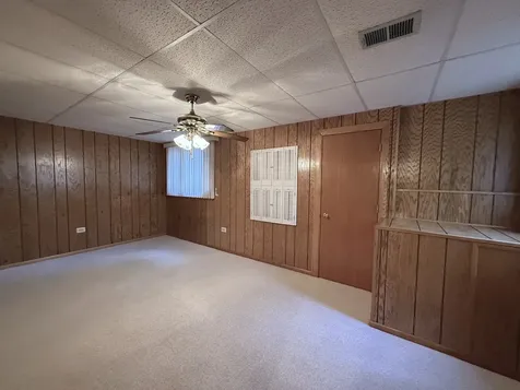 9400 Caledonia Drive Tinley Park IL 60487