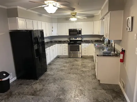 1804 West Copeland Street Marion IL 62959
