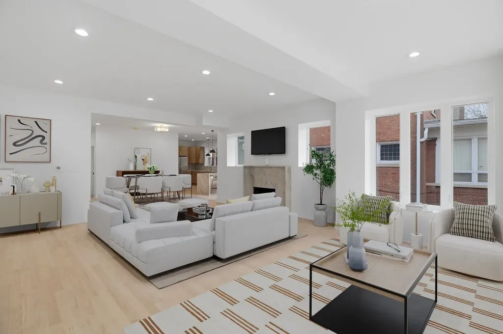 7347 South Merrill Avenue Chicago IL 60649