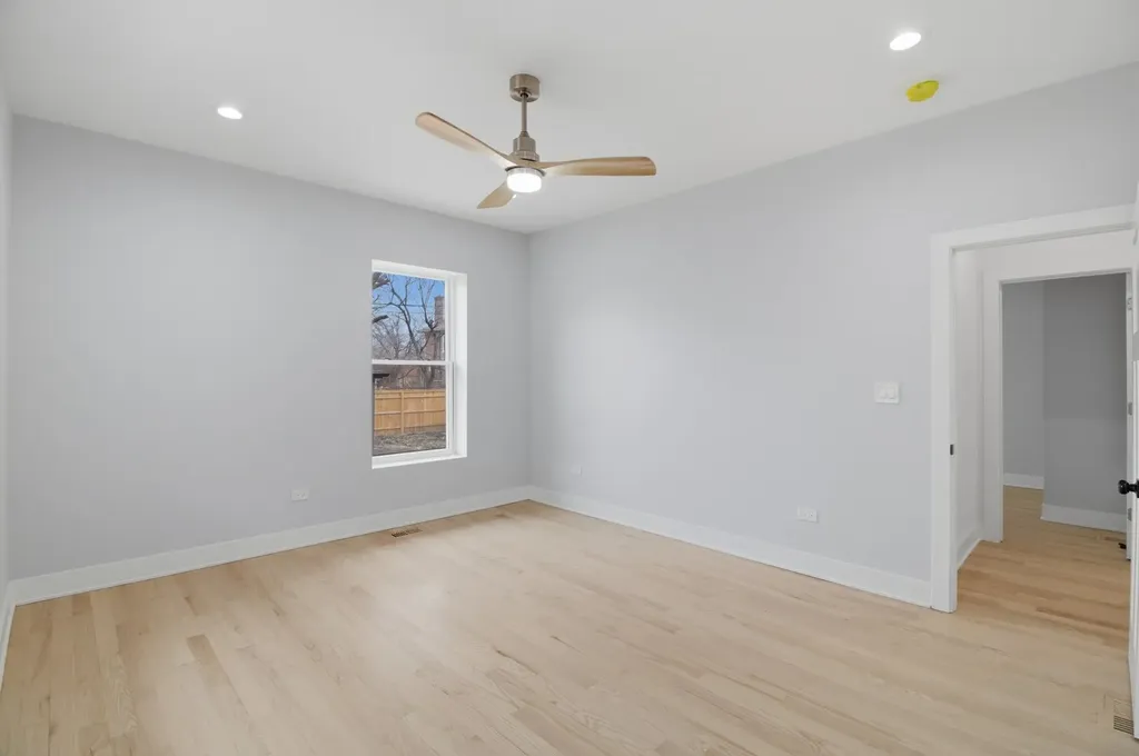7347 South Merrill Avenue Chicago IL 60649