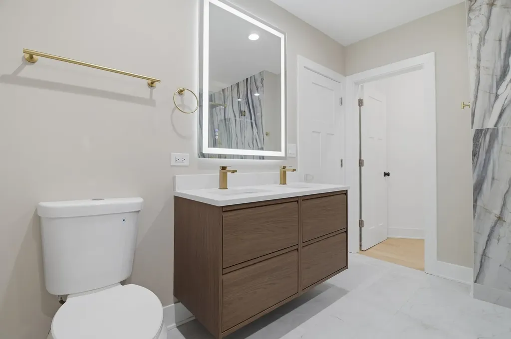 7347 South Merrill Avenue Chicago IL 60649