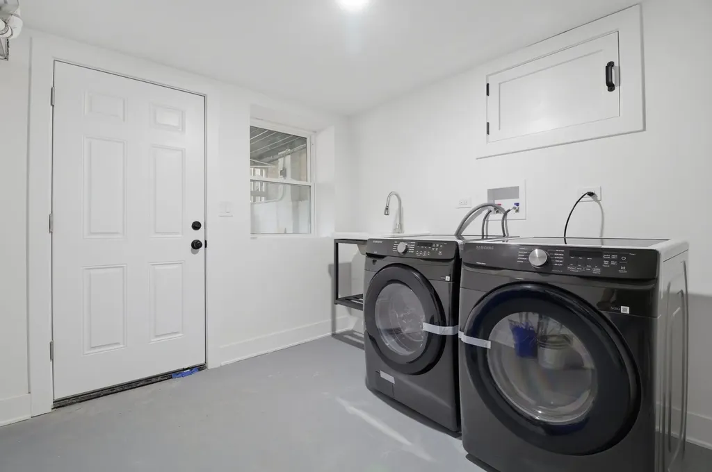 7347 South Merrill Avenue Chicago IL 60649