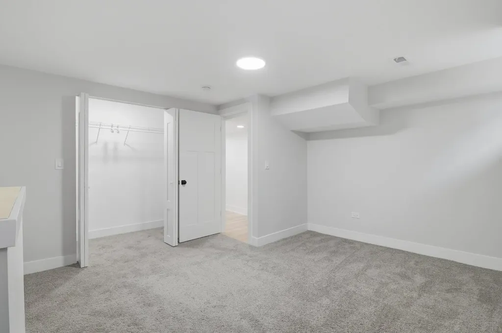 7347 South Merrill Avenue Chicago IL 60649