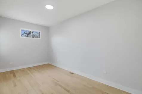 7347 South Merrill Avenue Chicago IL 60649