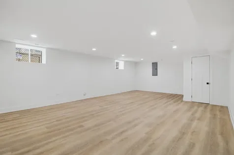 7347 South Merrill Avenue Chicago IL 60649