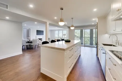 650 Winnetka Mews Winnetka IL 60093