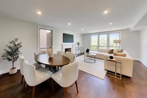 650 Winnetka Mews Winnetka IL 60093