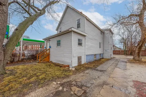 1007 South 1st Avenue Maywood IL 60153