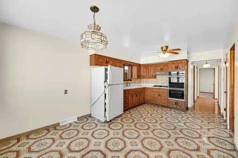 772 Memorial Drive Calumet City IL 60409