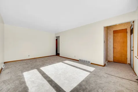 772 Memorial Drive Calumet City IL 60409