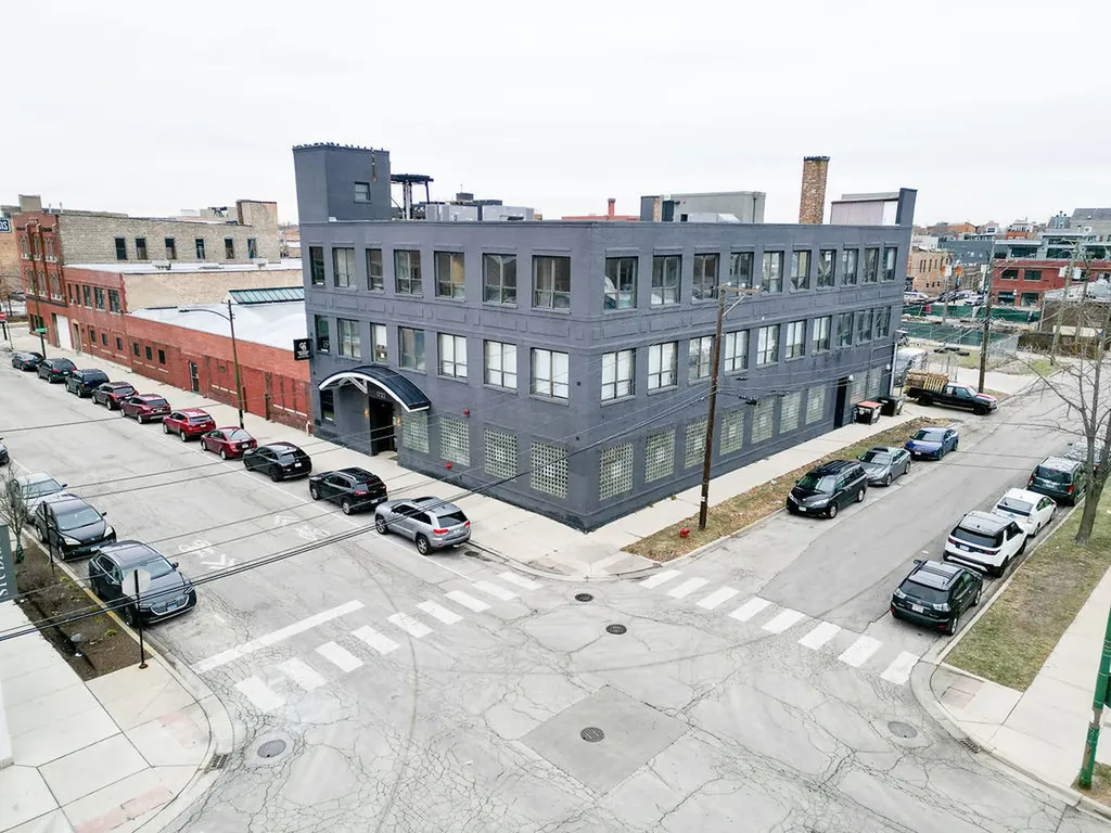 1732 West Hubbard Street Chicago IL 60622