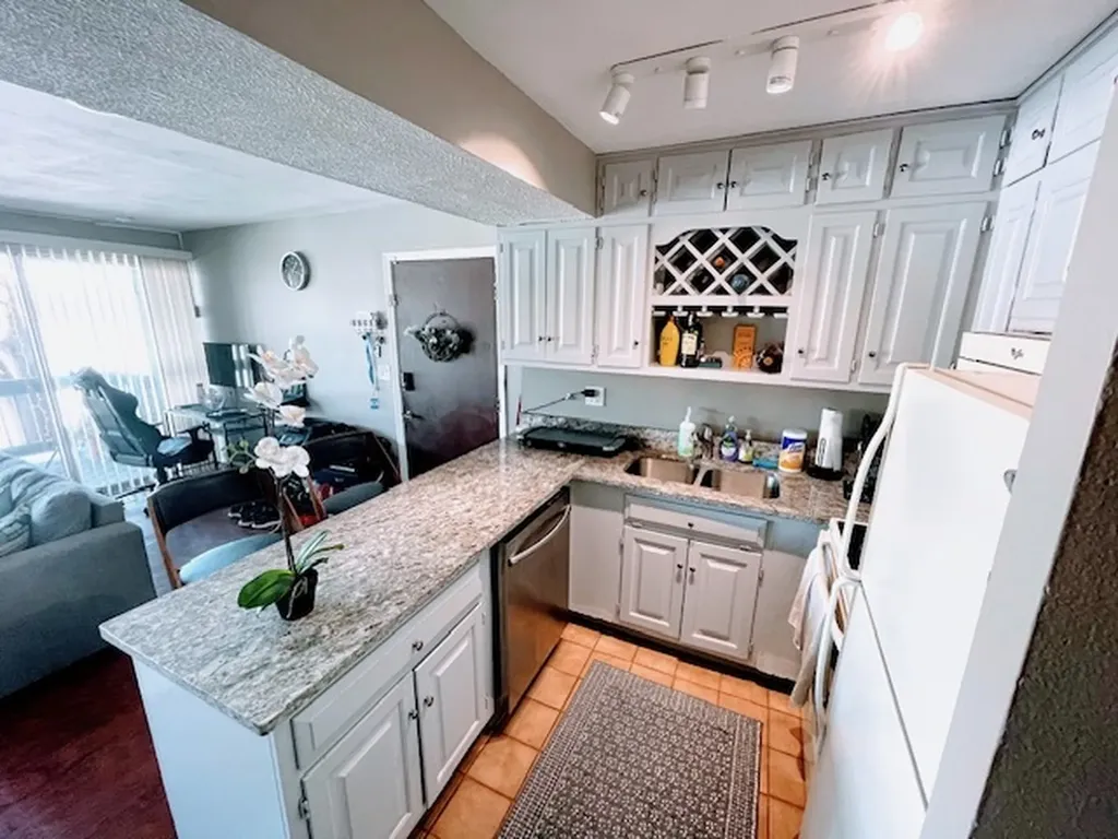5543 East Lake Drive Lisle IL 60532