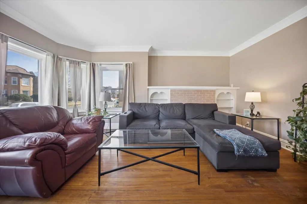 9108 South Loomis Street Chicago IL 60620