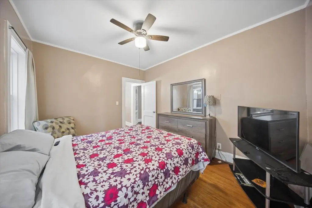 9108 South Loomis Street Chicago IL 60620