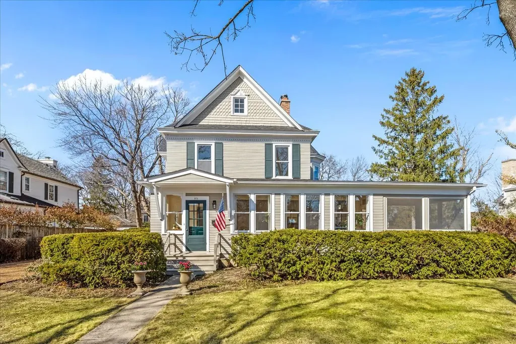 274 Vine Avenue Lake Forest IL 60045