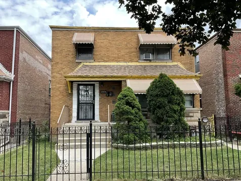 10929 South Eberhart Avenue Chicago IL 60628