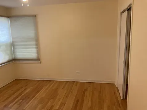 10929 South Eberhart Avenue Chicago IL 60628