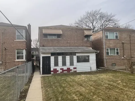 10929 South Eberhart Avenue Chicago IL 60628