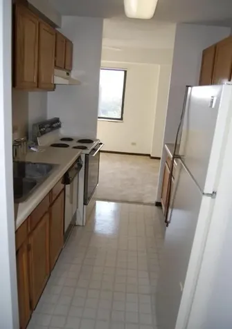 1840 Huntington Boulevard Hoffman Estates IL 60169