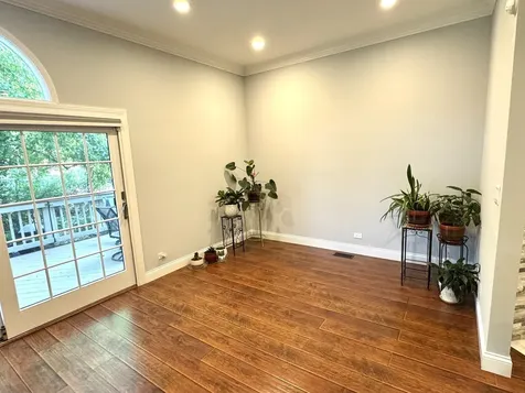 1009 Arbor Court Mount Prospect IL 60056