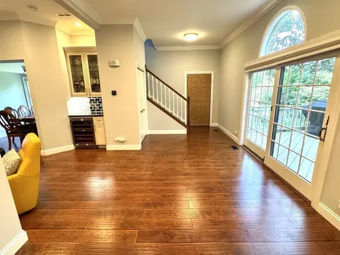 1009 Arbor Court Mount Prospect IL 60056