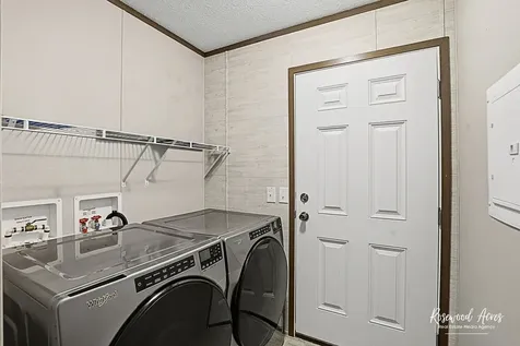 105 Lantern Drive Gardner IL 60424