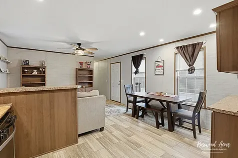 105 Lantern Drive Gardner IL 60424
