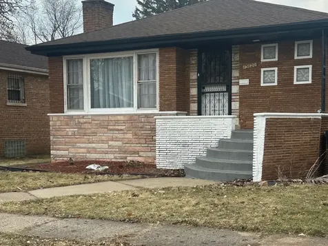 13620 South Atlantic Avenue Riverdale IL 60827