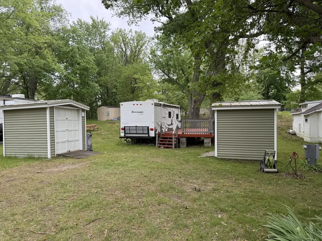 6-66 Woodhaven Lakes Sublette IL 61367