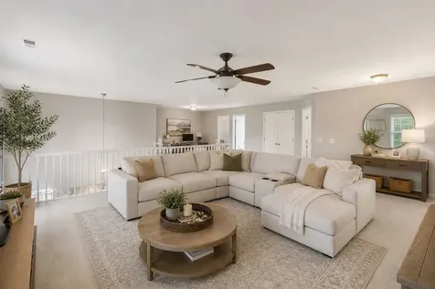 2546 West Autumn Drive Round Lake IL 60073