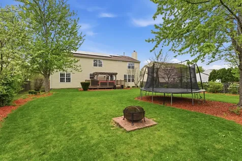 2546 West Autumn Drive Round Lake IL 60073