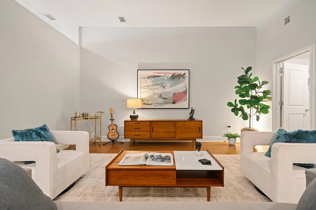 850 North Lake Shore Drive Chicago IL 60611