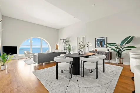 850 North Lake Shore Drive Chicago IL 60611