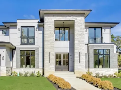 1839 Shelley Court Highland Park IL 60035