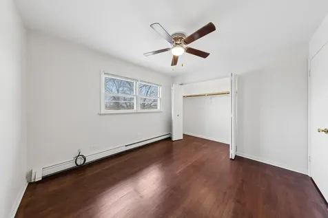 372 Yates Avenue Calumet City IL 60409