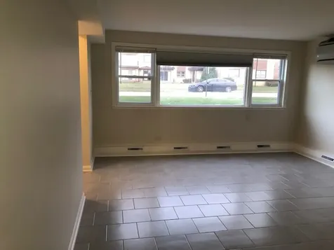 372 Yates Avenue Calumet City IL 60409