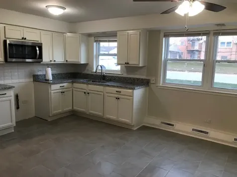 372 Yates Avenue Calumet City IL 60409