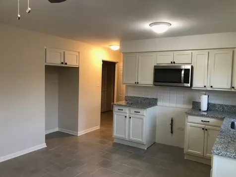 372 Yates Avenue Calumet City IL 60409