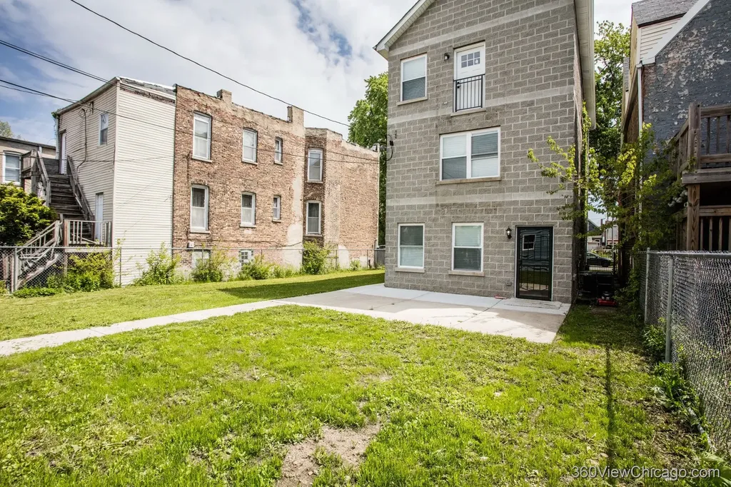 1810 South Hamlin Avenue Chicago IL 60623