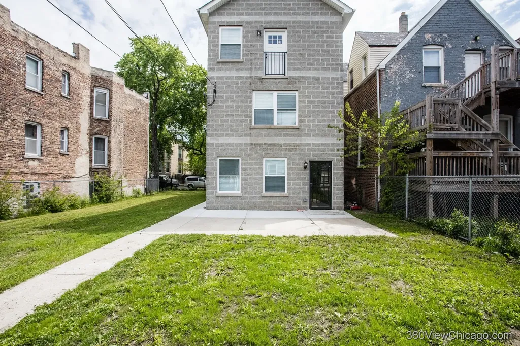 1810 South Hamlin Avenue Chicago IL 60623